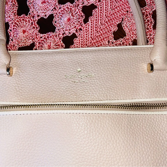 Kate Spade Beige Cream Chester Street Allyn Pebbled Leather Large Tote Purse - Picture 3 of 11